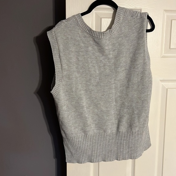 Sweater vest. Xxl - Picture 2 of 4